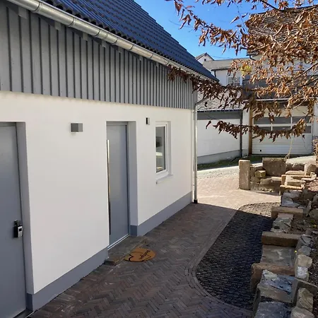 Hof 3*